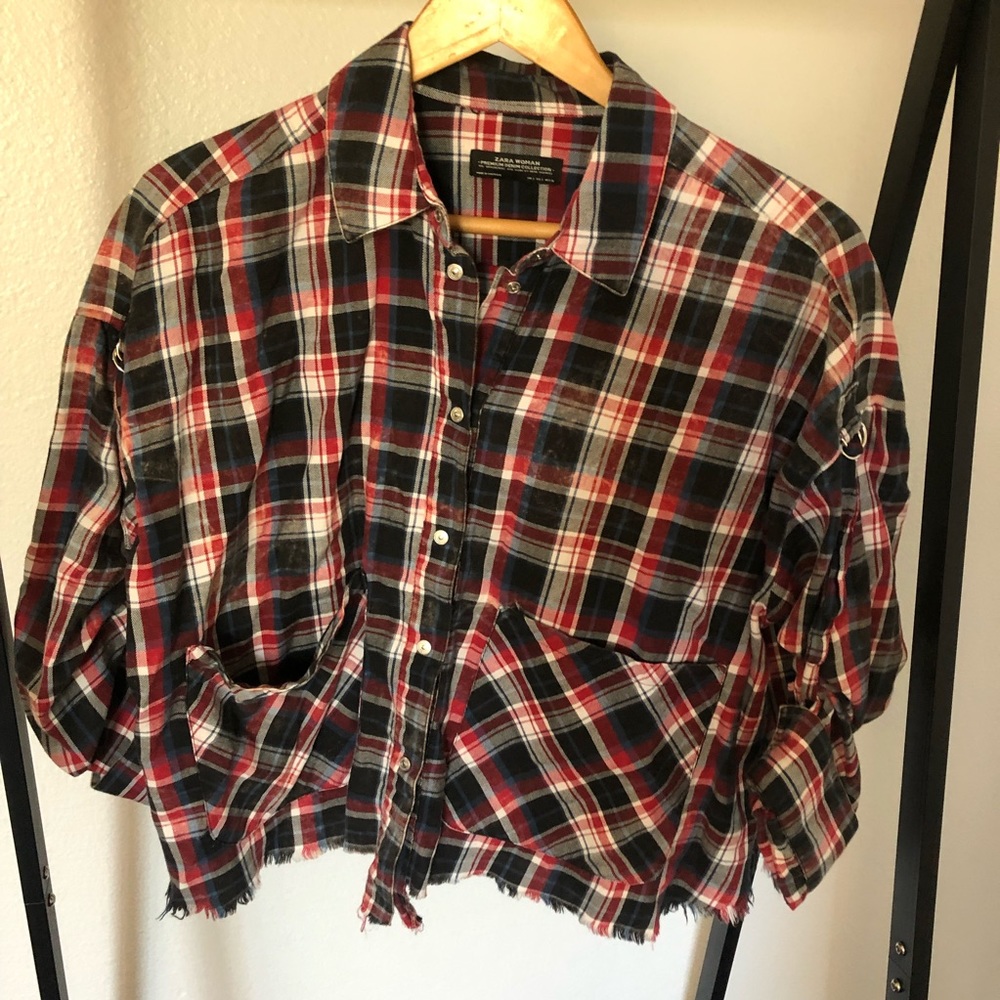 Zara Cropped Plaid Button Down Top